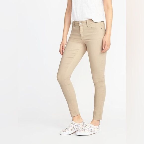 Old Navy Women's Mid Rise Rockstar Skinny Jean - Size 4 - Picture 2 of 8